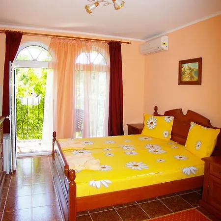 Yanakievi Bed & Breakfast